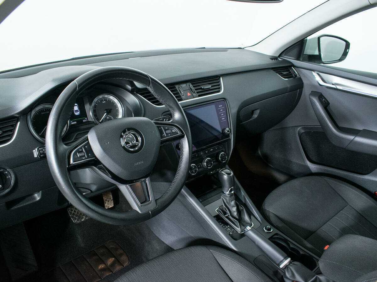 Купить Skoda Octavia, 2017, 58 136 км, фото №13