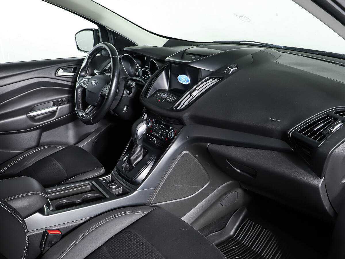 Купить Ford Kuga, 2017, 70 805 км, фото №9