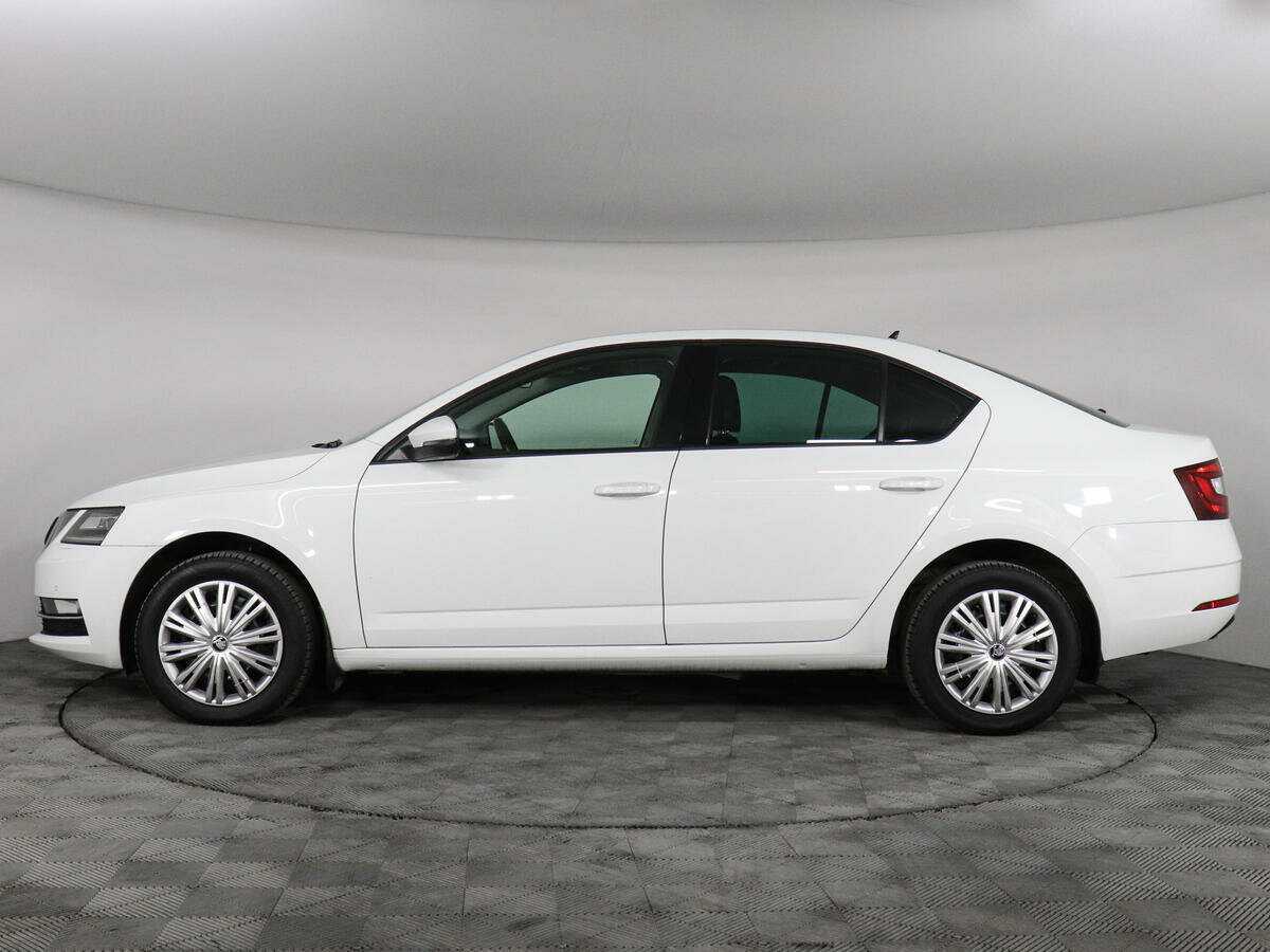 Купить Skoda Octavia, 2018, 171 000 км, фото №8