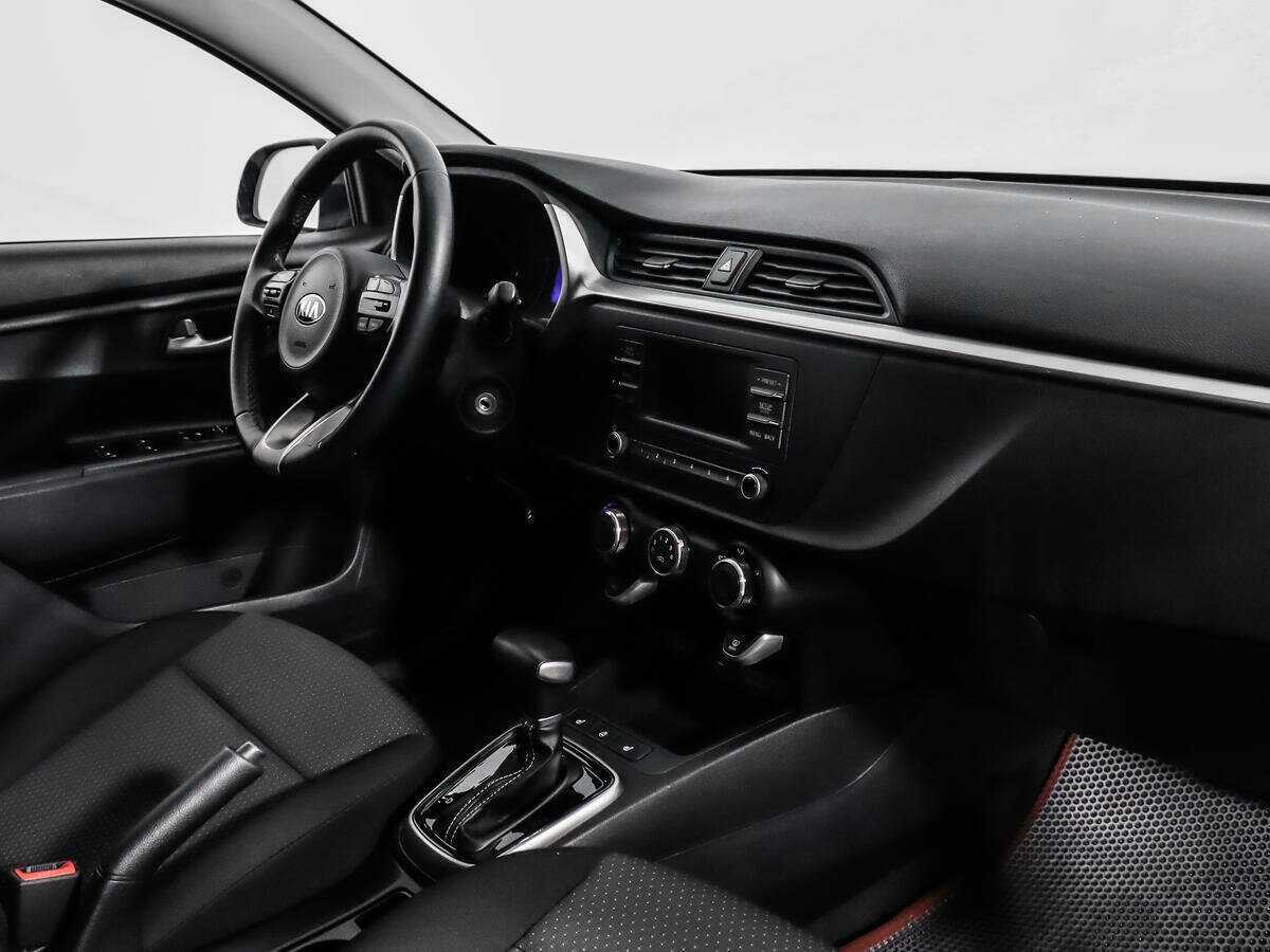 Купить Kia Rio, 2020, 55 612 км, фото №11