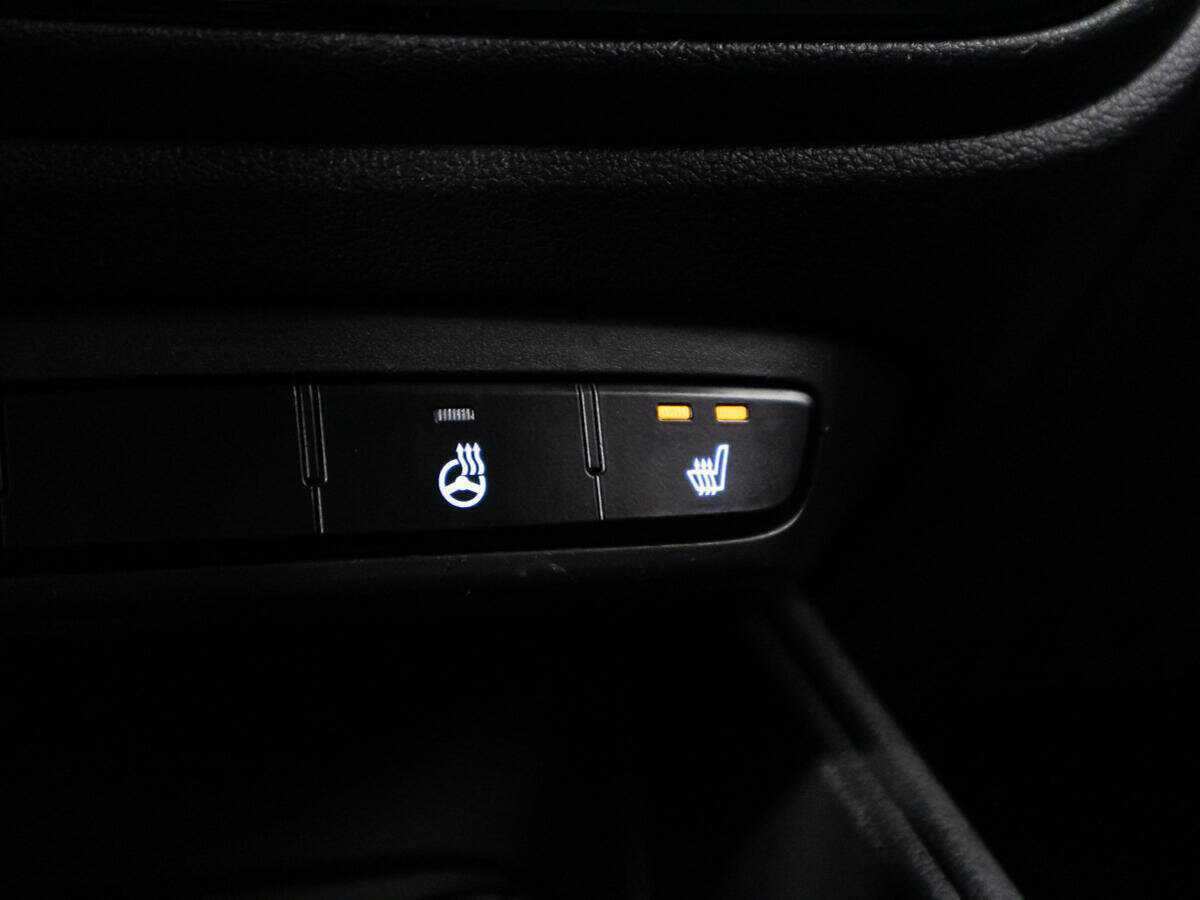 Купить Hyundai Solaris, 2021, 88 935 км, фото №15