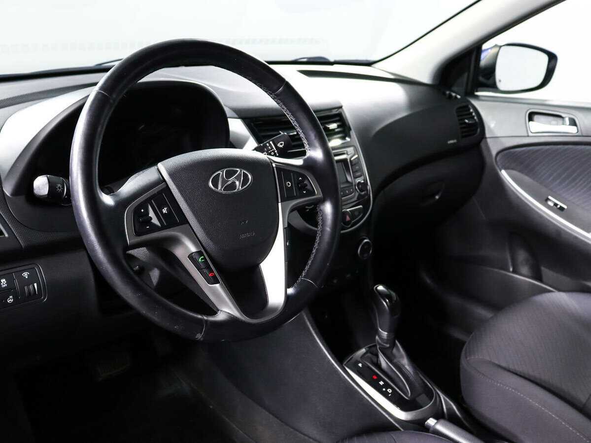 Купить Hyundai Solaris, 2016, 26 600 км, фото №11