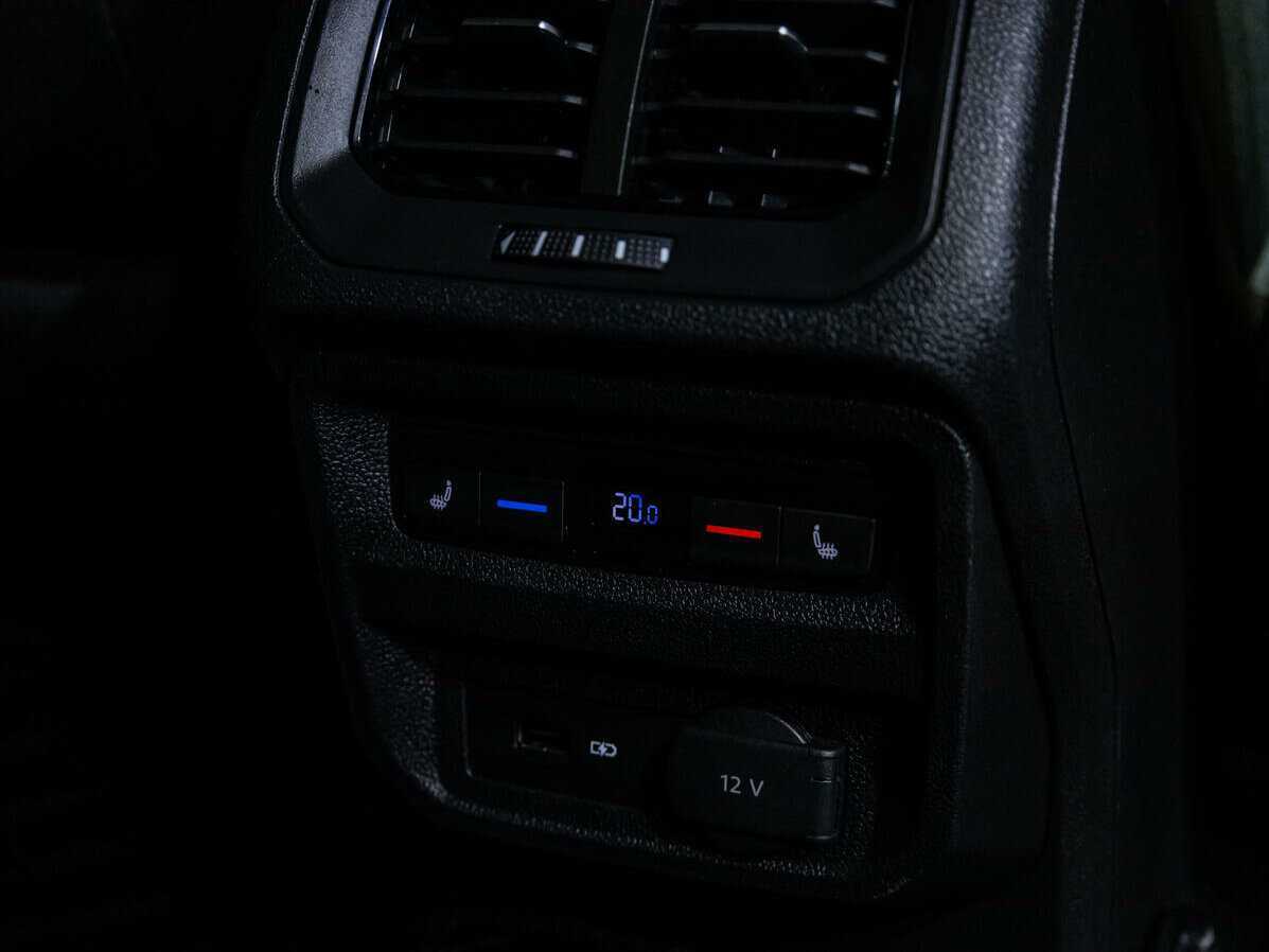 Купить Volkswagen Tiguan L, 2018, 86 835 км, фото №16