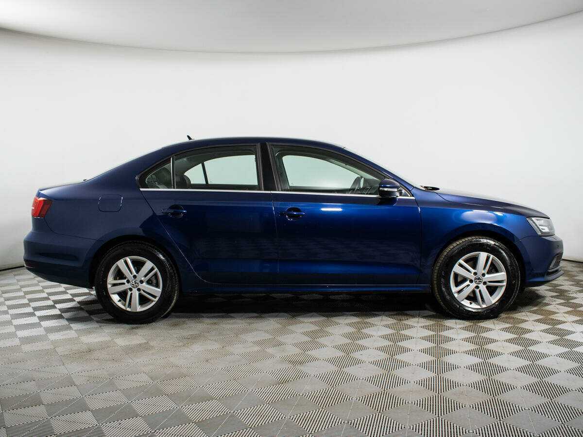 Купить Volkswagen Jetta, 2015, 97 915 км, фото №4