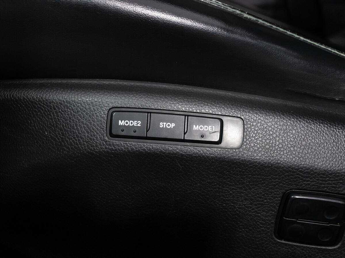 Купить Hyundai Grandeur, 2013, 338 731 км, фото №17