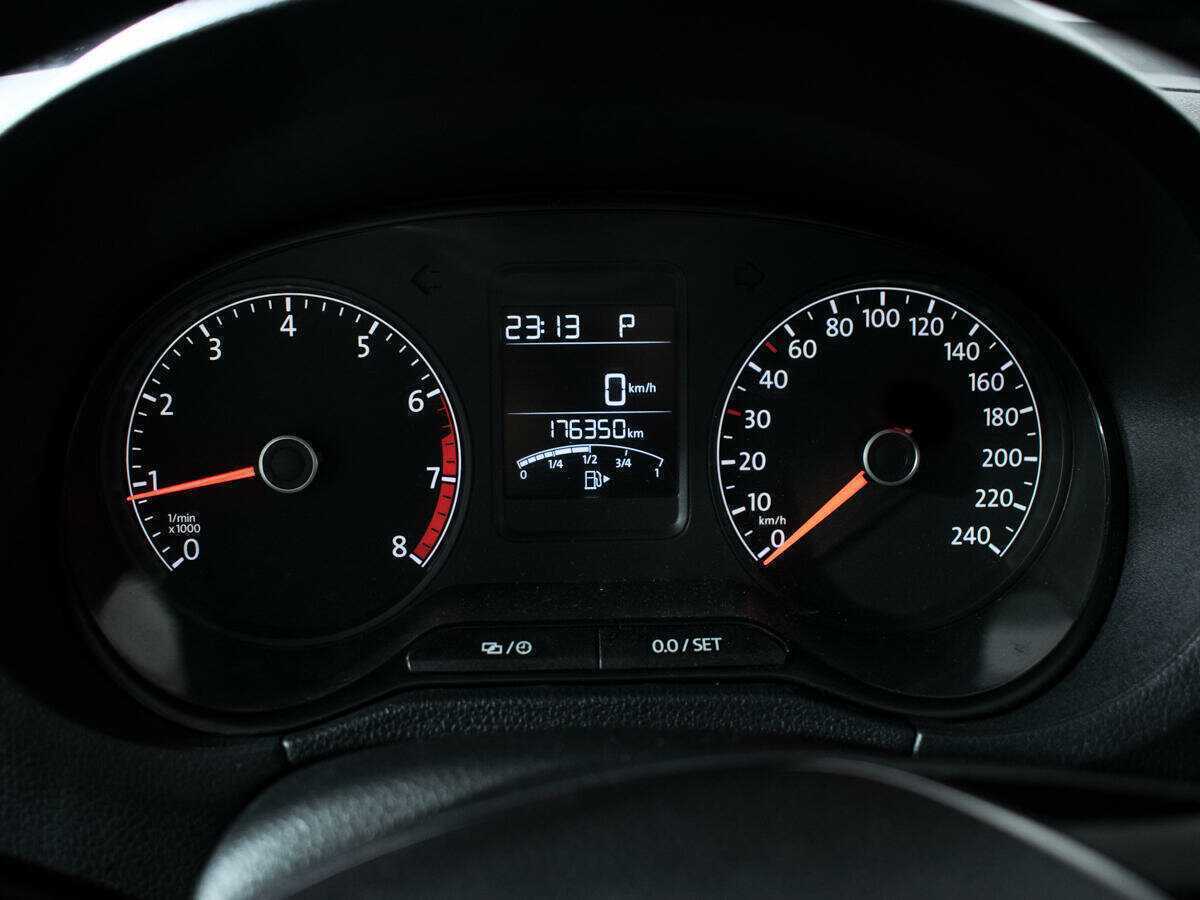 Купить Volkswagen Polo, 2016, 176 350 км, фото №11