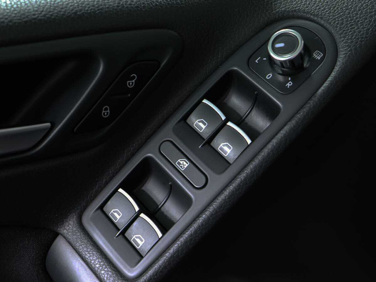 Купить Volkswagen Golf, 2012, 269 564 км, фото №12