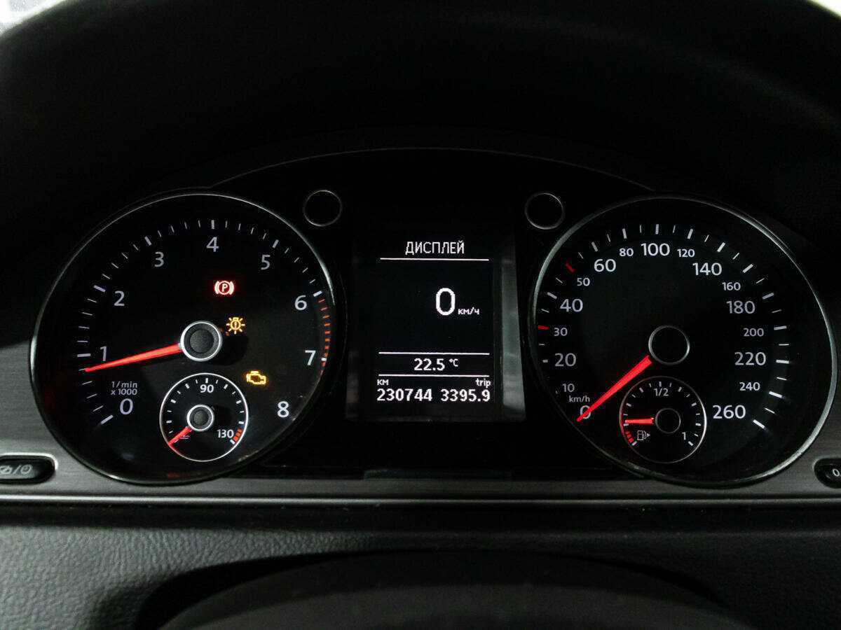 Купить Volkswagen Passat, 2013, 230 742 км, фото №12