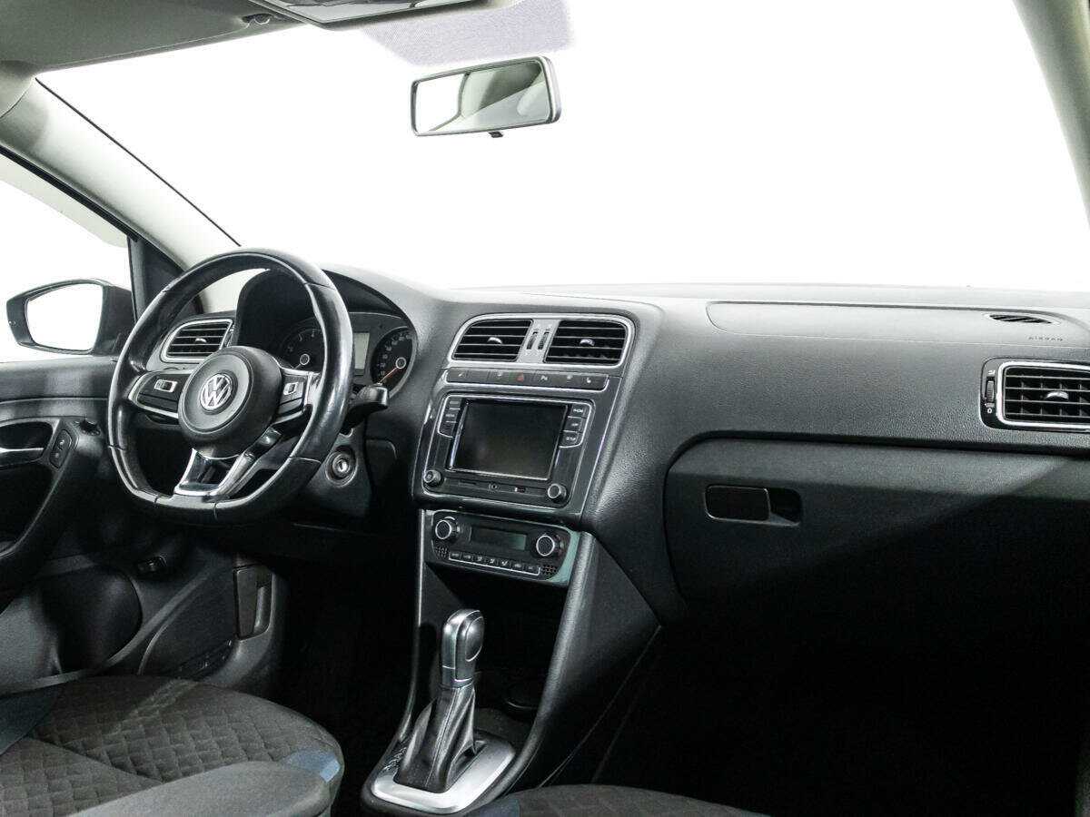 Купить Volkswagen Polo, 2019, 100 237 км, фото №9