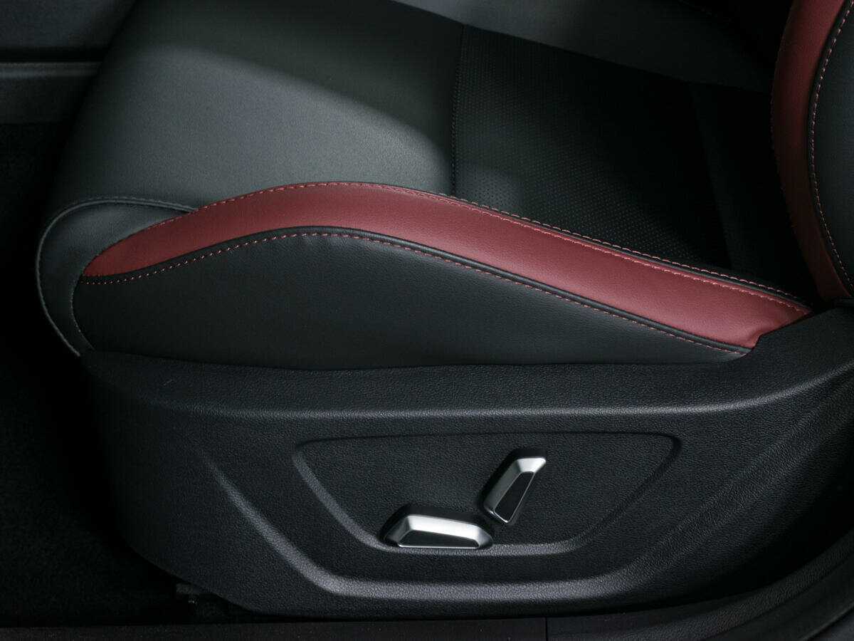 Купить Geely Coolray, 2023, 18 404 км, фото №20