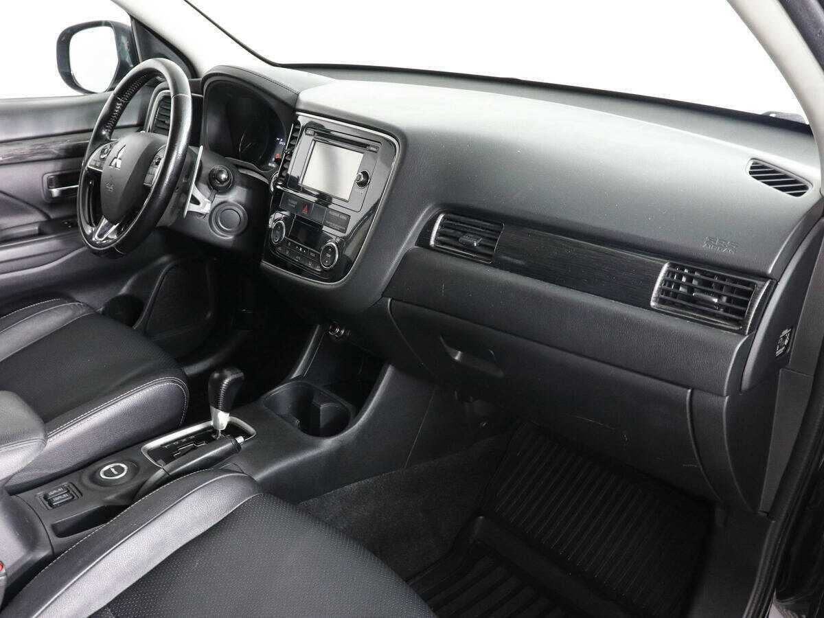 Купить Mitsubishi Outlander, 2016, 165 173 км, фото №10