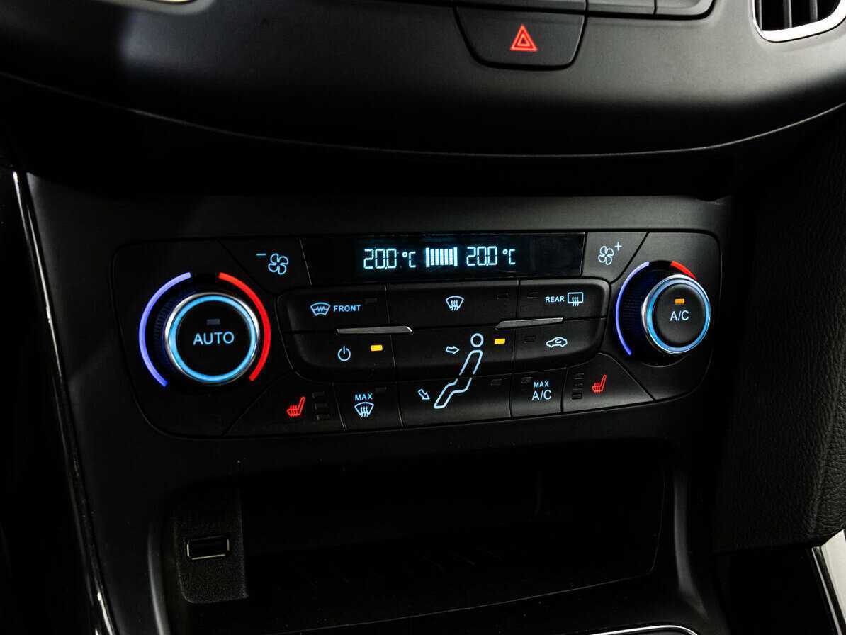 Купить Ford Focus, 2019, 198 874 км, фото №17