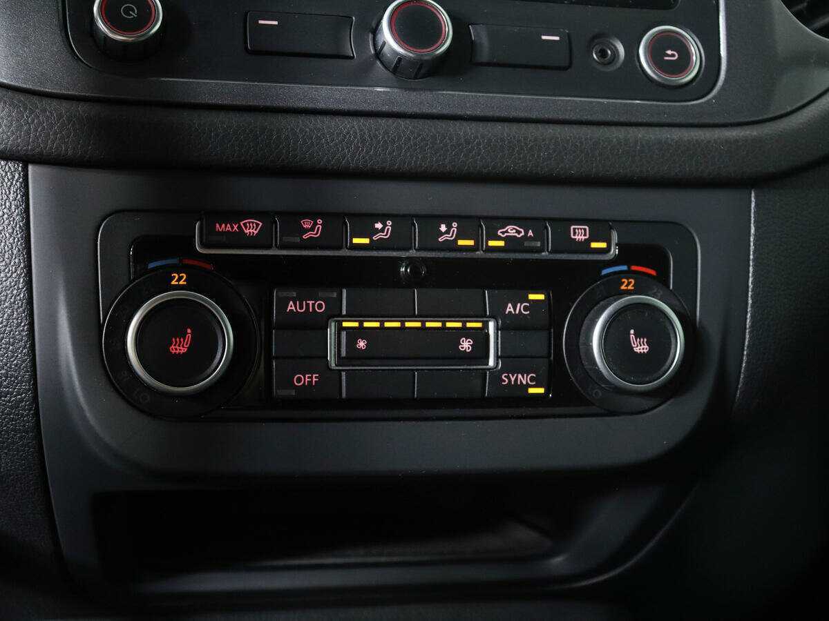 Купить Volkswagen Tiguan, 2012, 253 560 км, фото №14