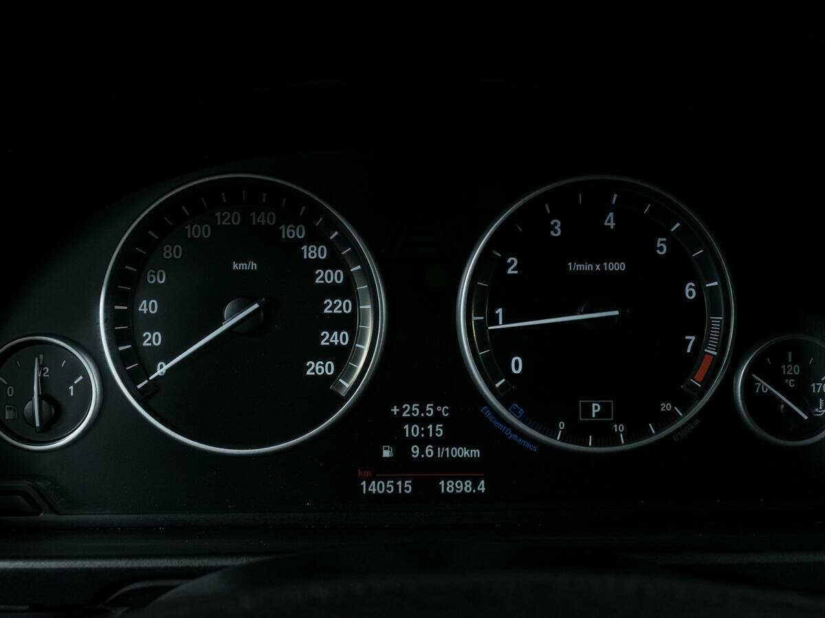 Купить BMW 5 серии 520i, 2013, 140 457 км, фото №13