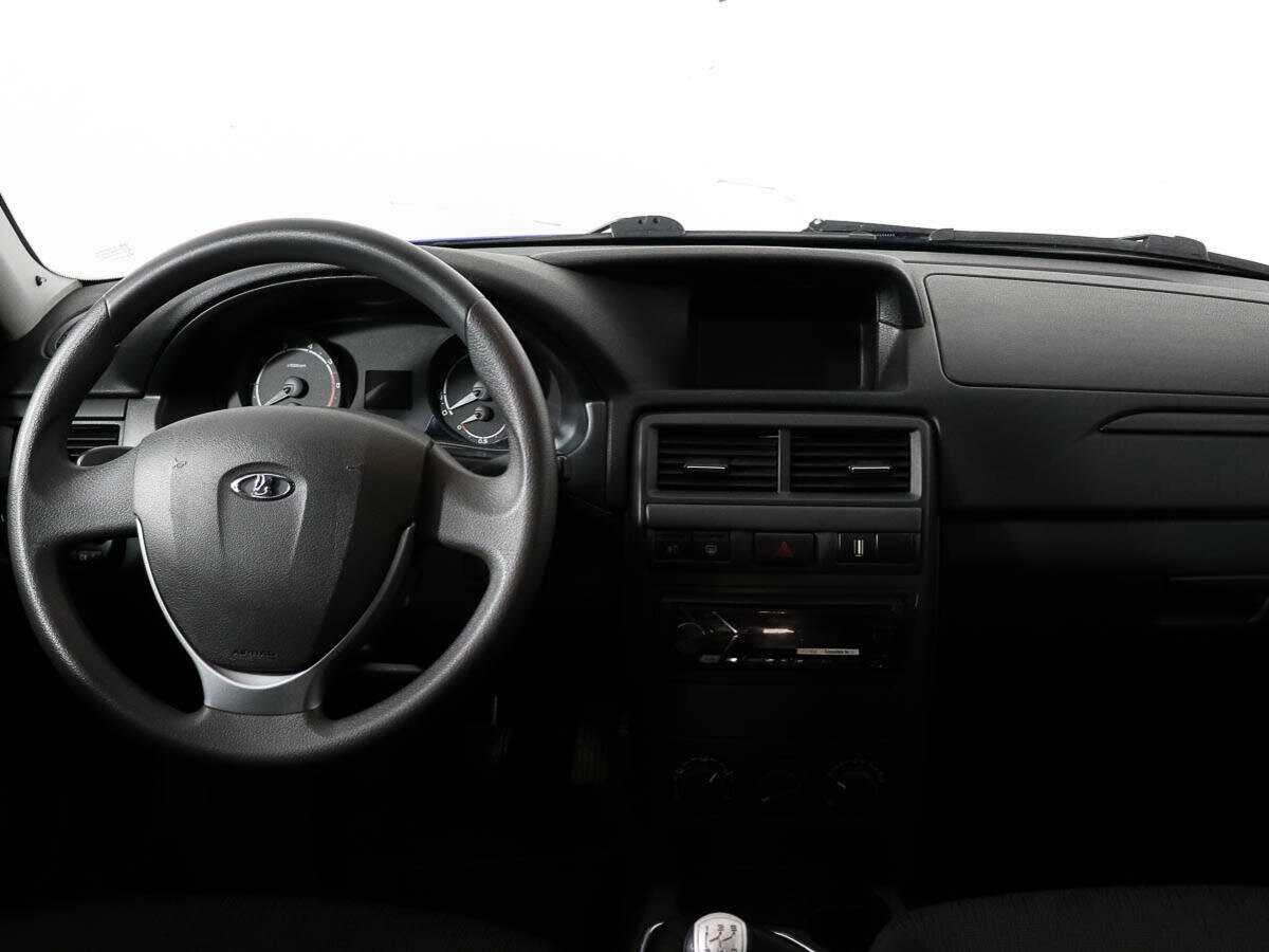 Купить Lada (ВАЗ) Priora, 2017, 140 095 км, фото №10