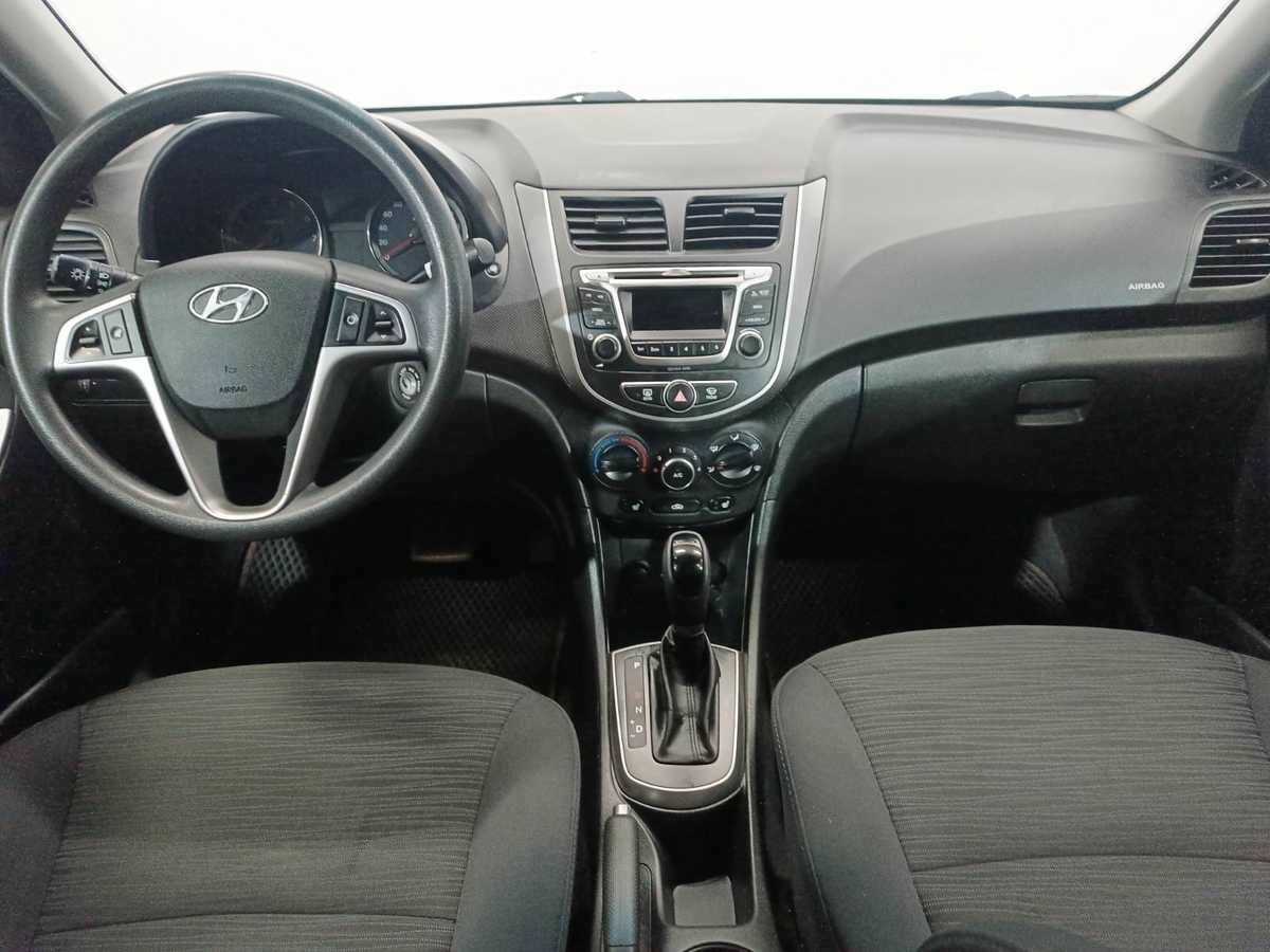 Купить Hyundai Solaris, 2016, 71 506 км, фото №9