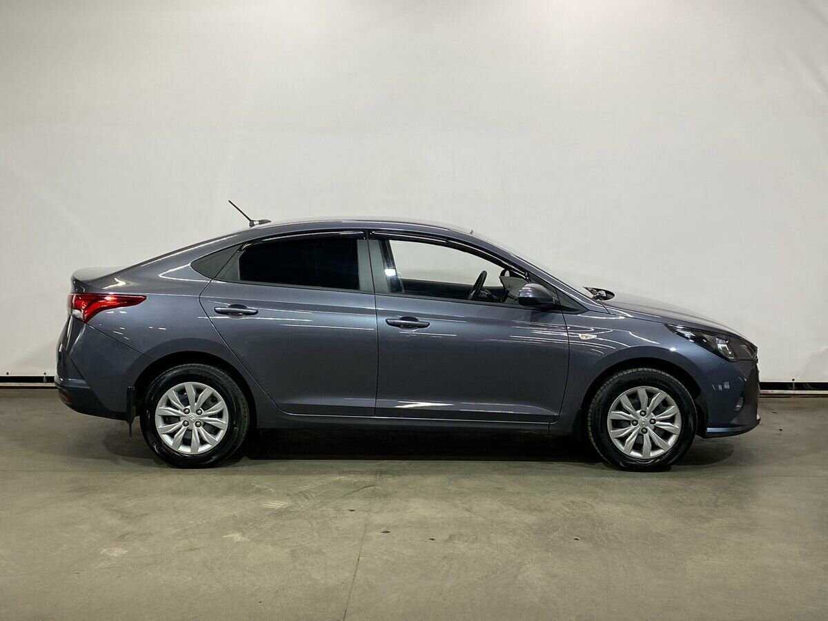 Купить Hyundai Solaris, 2022, 15 347 км, фото №4