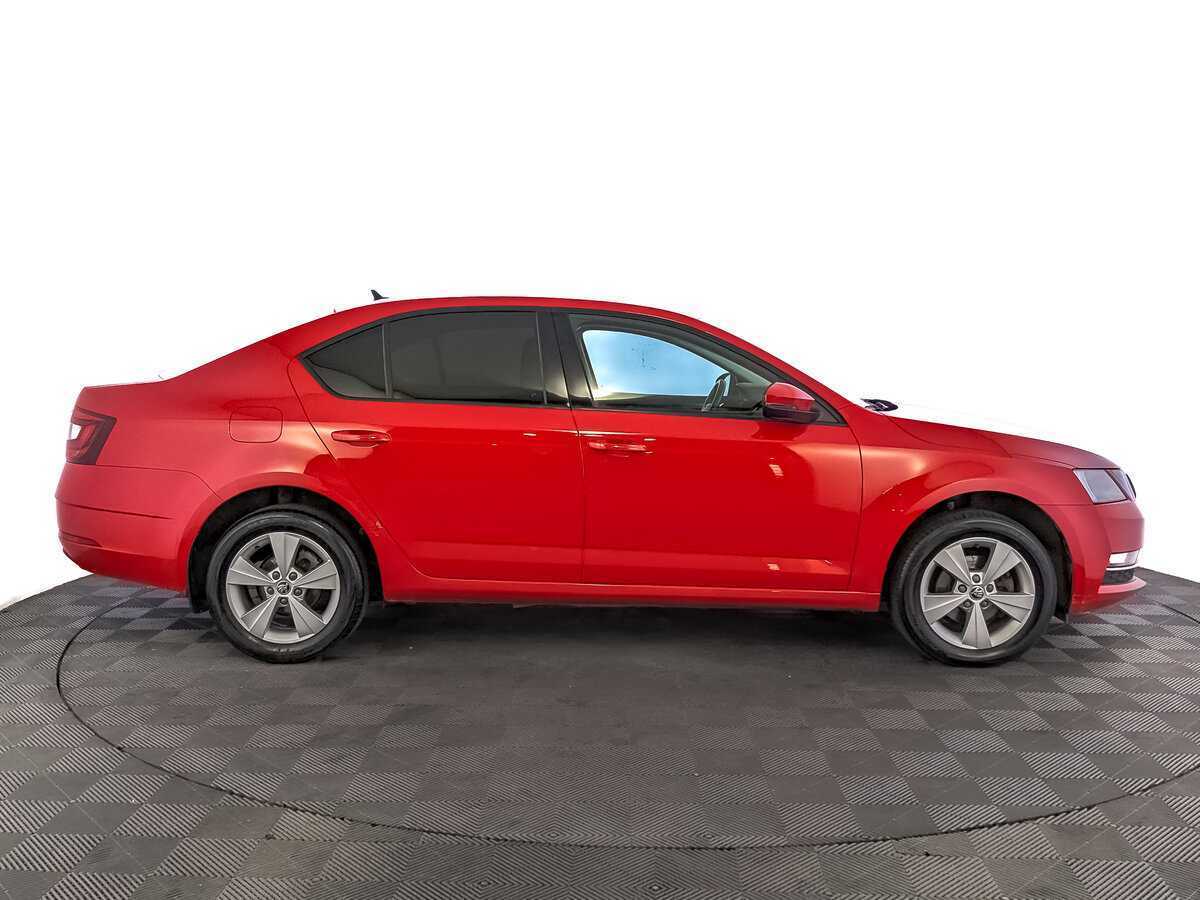 Купить Skoda Octavia, 2018, 54 386 км, фото №4