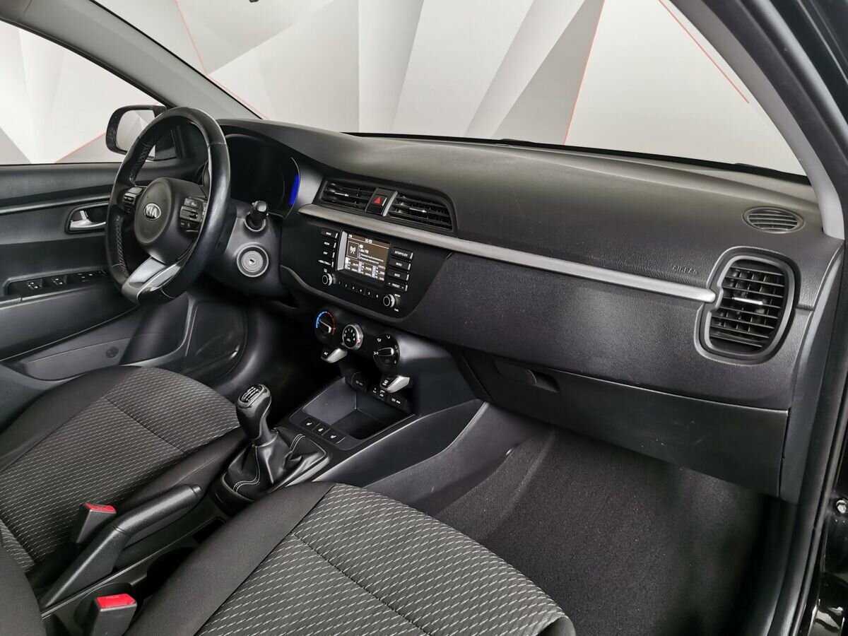 Купить Kia Rio X-Line, 2018, 162 350 км, фото №9