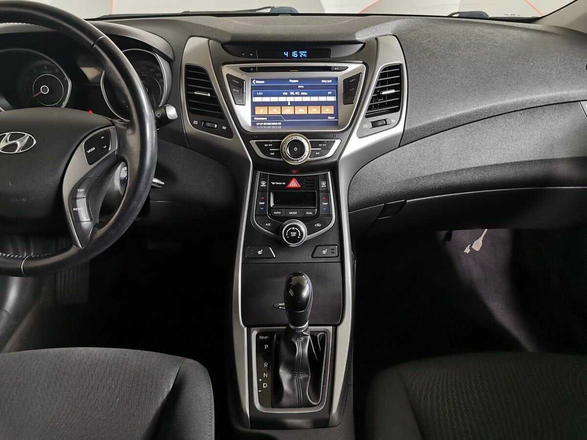 Купить Hyundai Elantra, 2015, 165 120 км, фото №11
