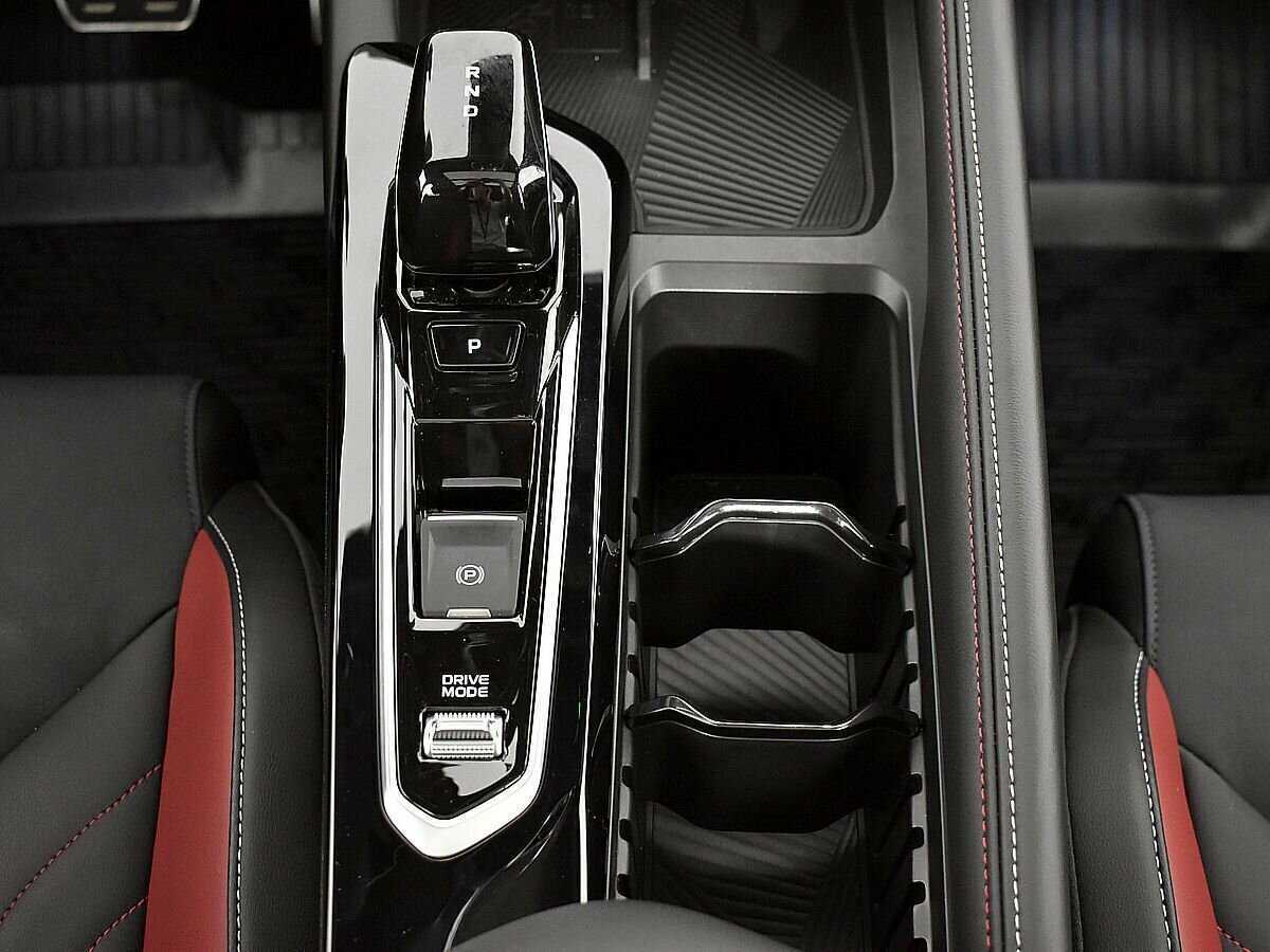 Купить Geely Coolray, 2023, 2 097 км, фото №15