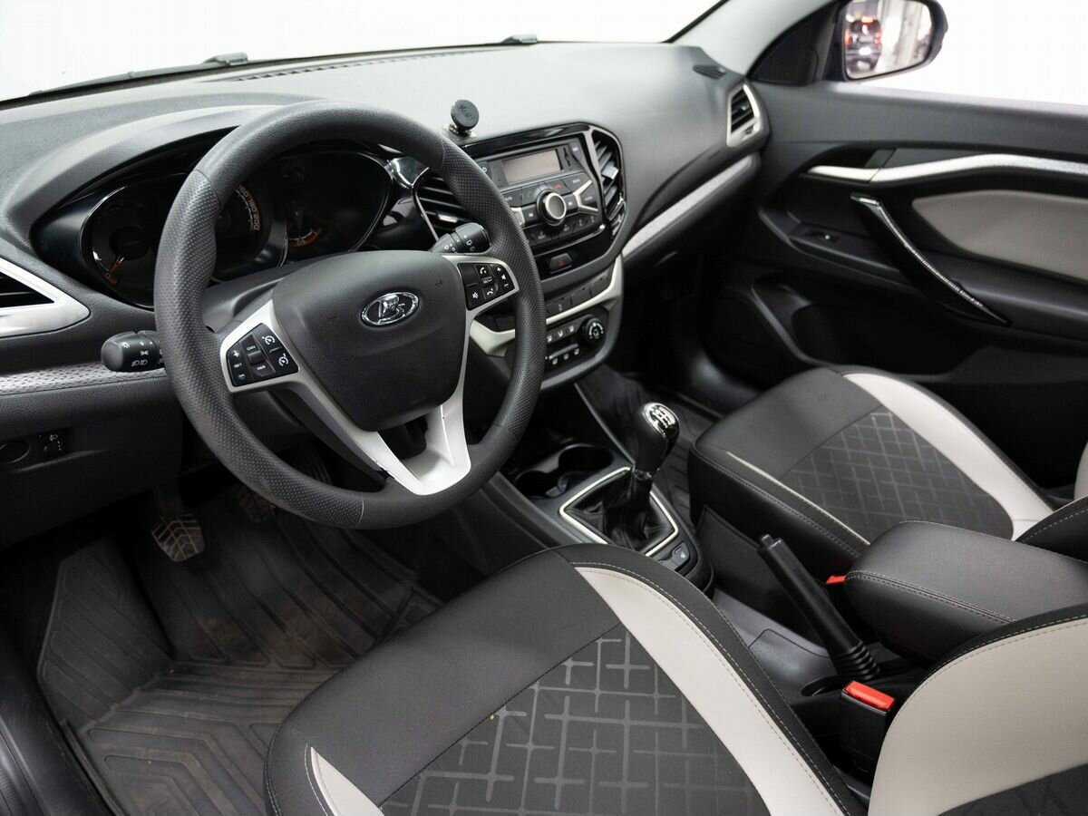 Купить Lada (ВАЗ) Vesta SW Cross, 2020, 111 156 км, фото №7