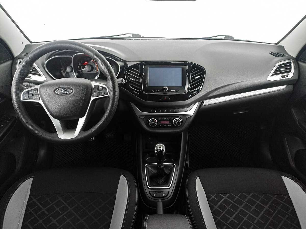 Купить Lada (ВАЗ) Vesta SW Cross, 2017, 100 241 км, фото №12