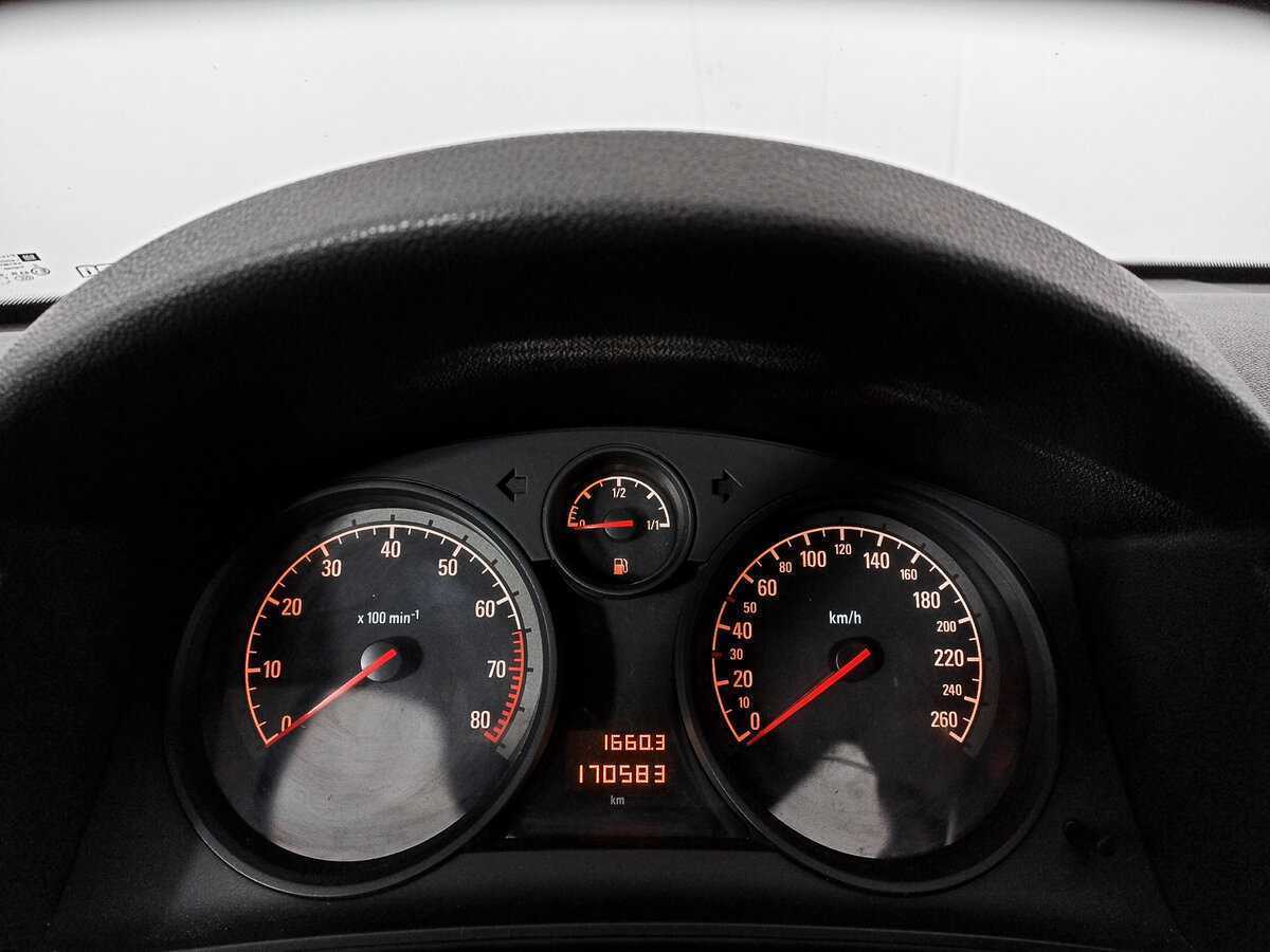 Купить Opel Astra, 2013, 170 567 км, фото №11