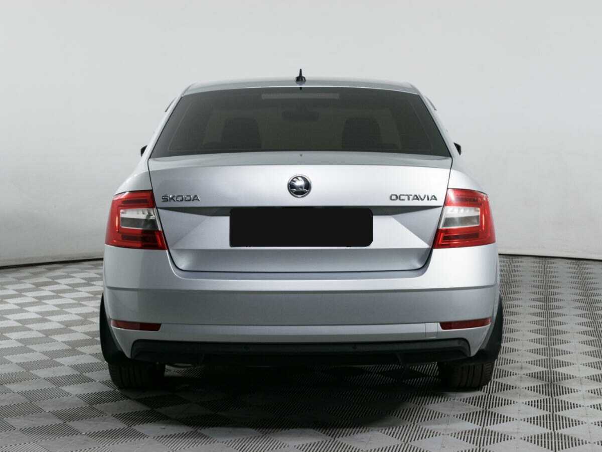 Купить Skoda Octavia, 2017, 130 000 км, фото №4
