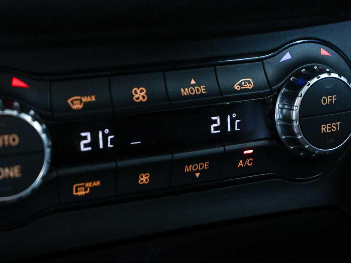 Купить Mercedes-Benz CLA 200, 2013, 67 000 км, фото №20