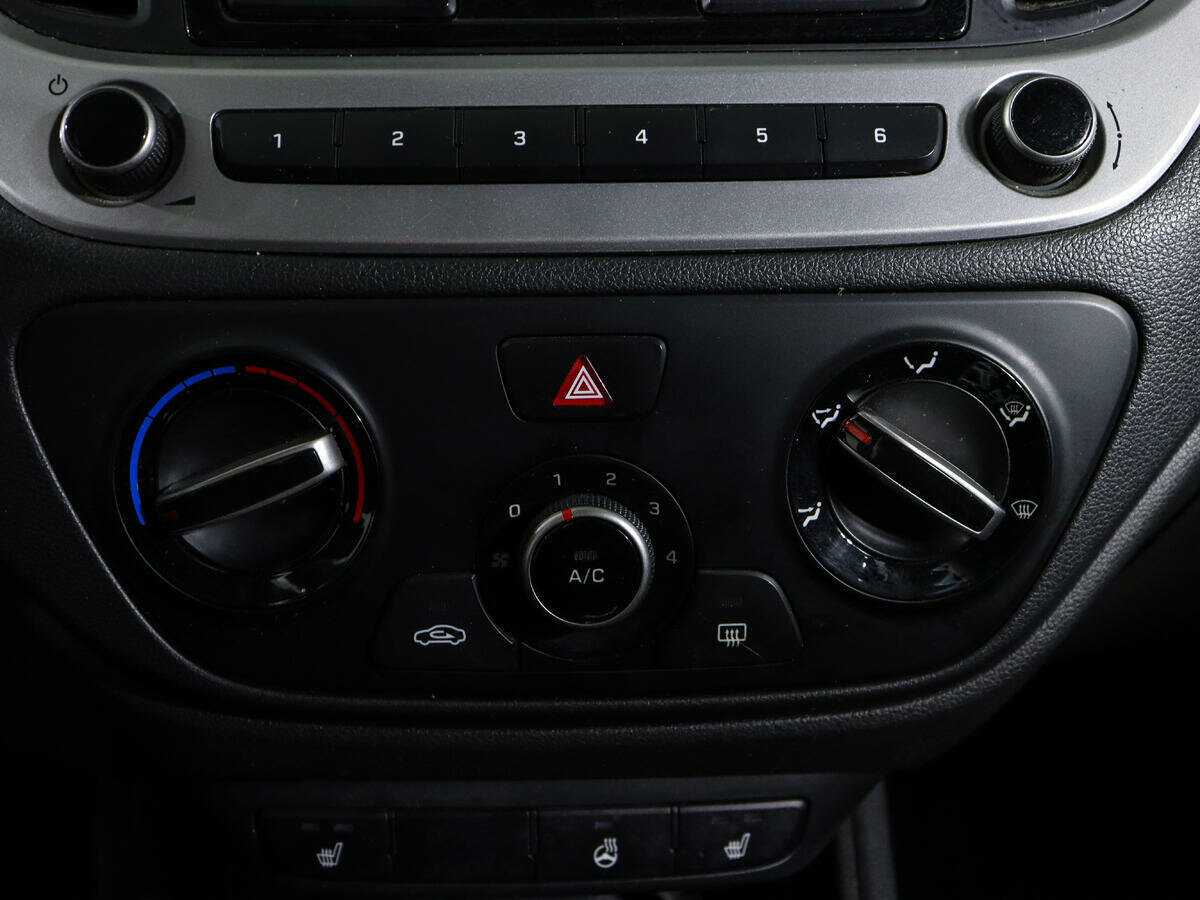 Купить Hyundai Solaris, 2018, 112 200 км, фото №16