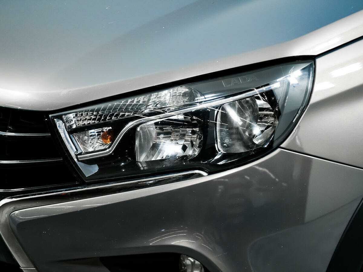 Купить Lada (ВАЗ) Vesta SW Cross, 2019, 65 860 км, фото №14