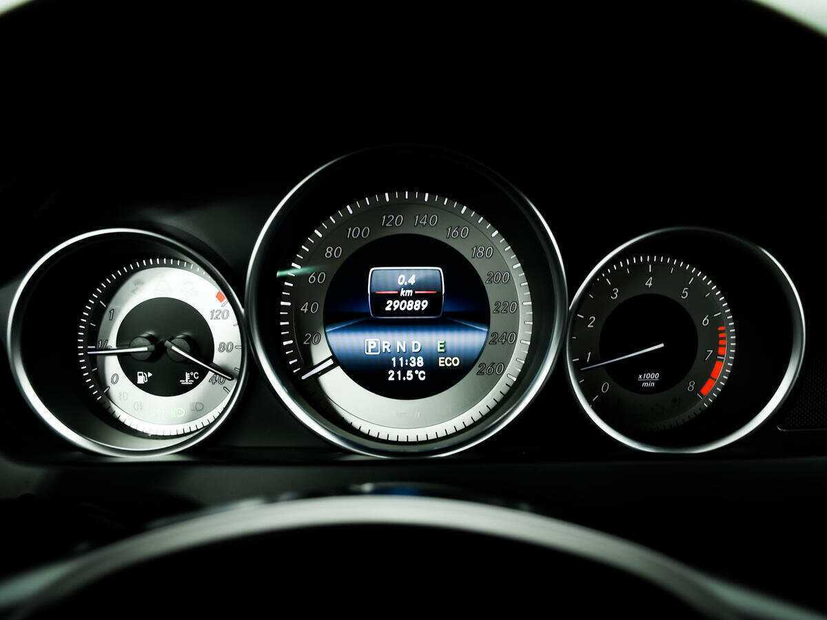 Купить Mercedes-Benz C-Класс 180, 2013, 290 887 км, фото №10