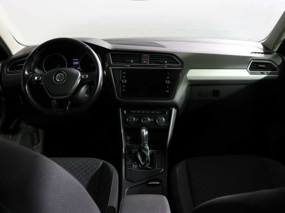 Купить Volkswagen Tiguan, 2017, 68 927 км, фото №10