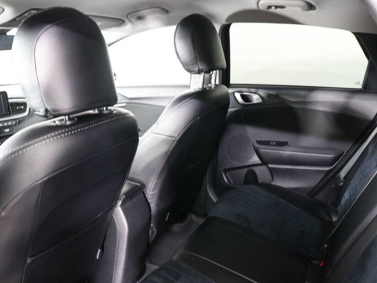 Купить Kia Ceed, 2018, 99 353 км, фото №12