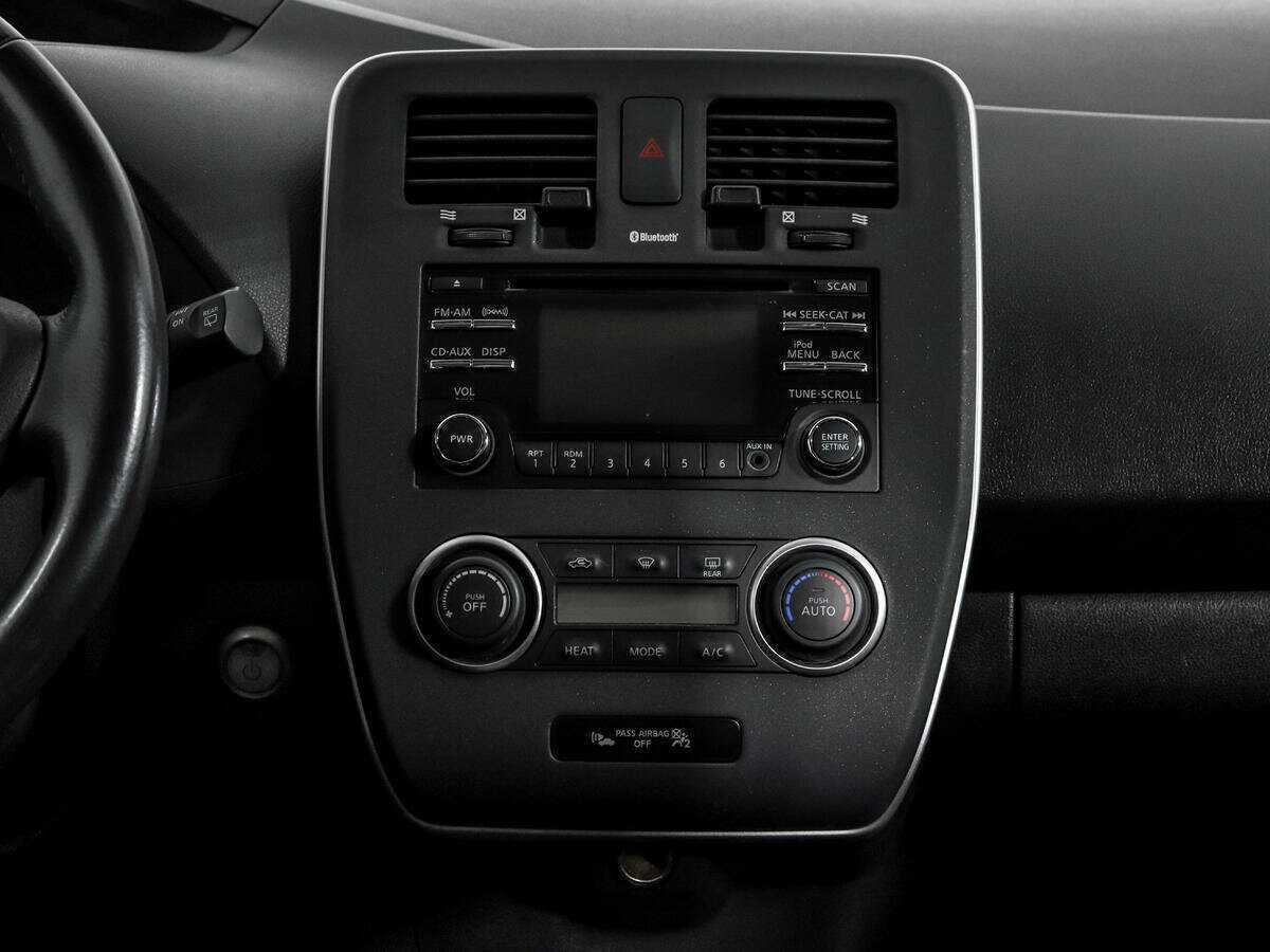 Купить Nissan Leaf, 2013, 66 405 км, фото №18