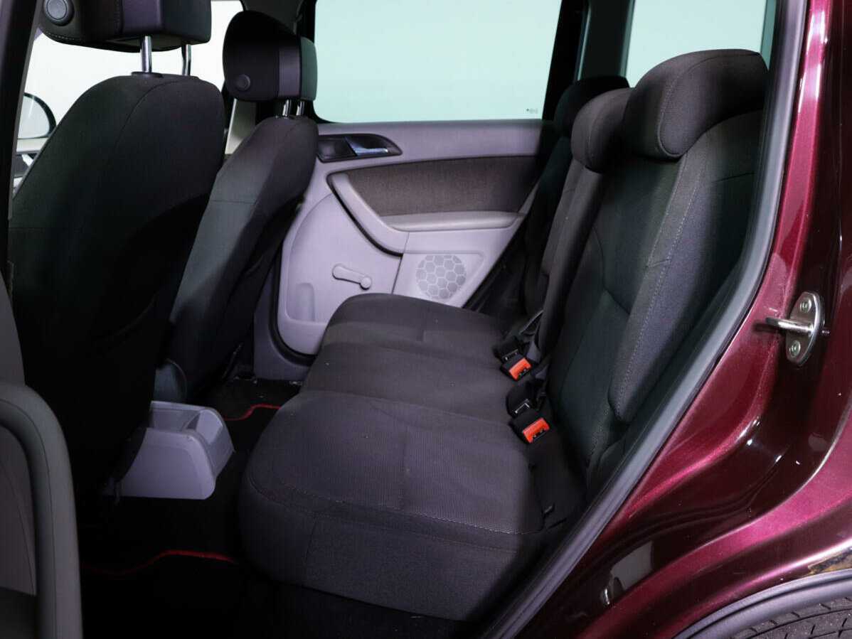 Купить Skoda Yeti, 2012, 212 611 км, фото №8