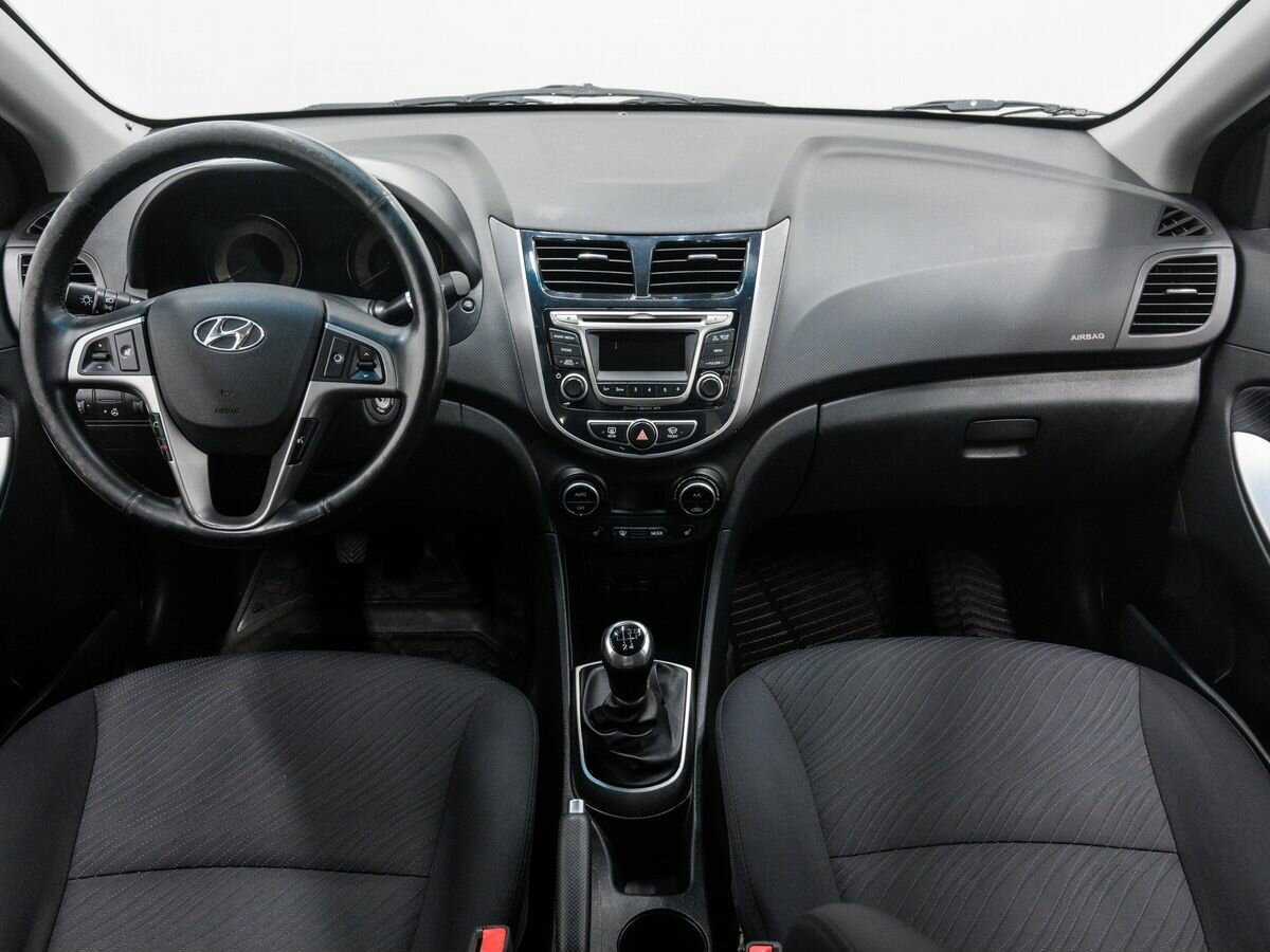 Купить Hyundai Solaris, 2016, 49 593 км, фото №11