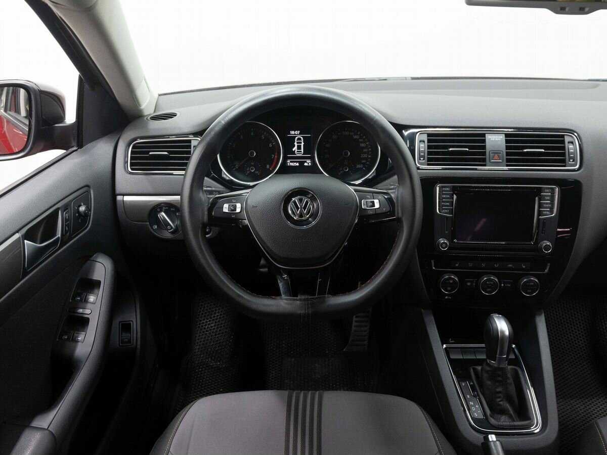 Купить Volkswagen Jetta, 2016, 170 000 км, фото №14