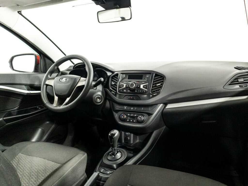 Купить Lada (ВАЗ) Vesta, 2017, 69 607 км, фото №9