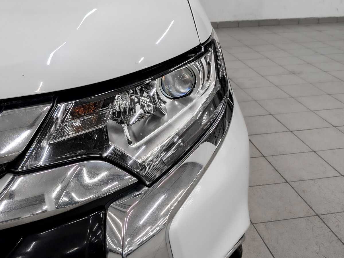 Купить Mitsubishi Outlander, 2015, 176 821 км, фото №17