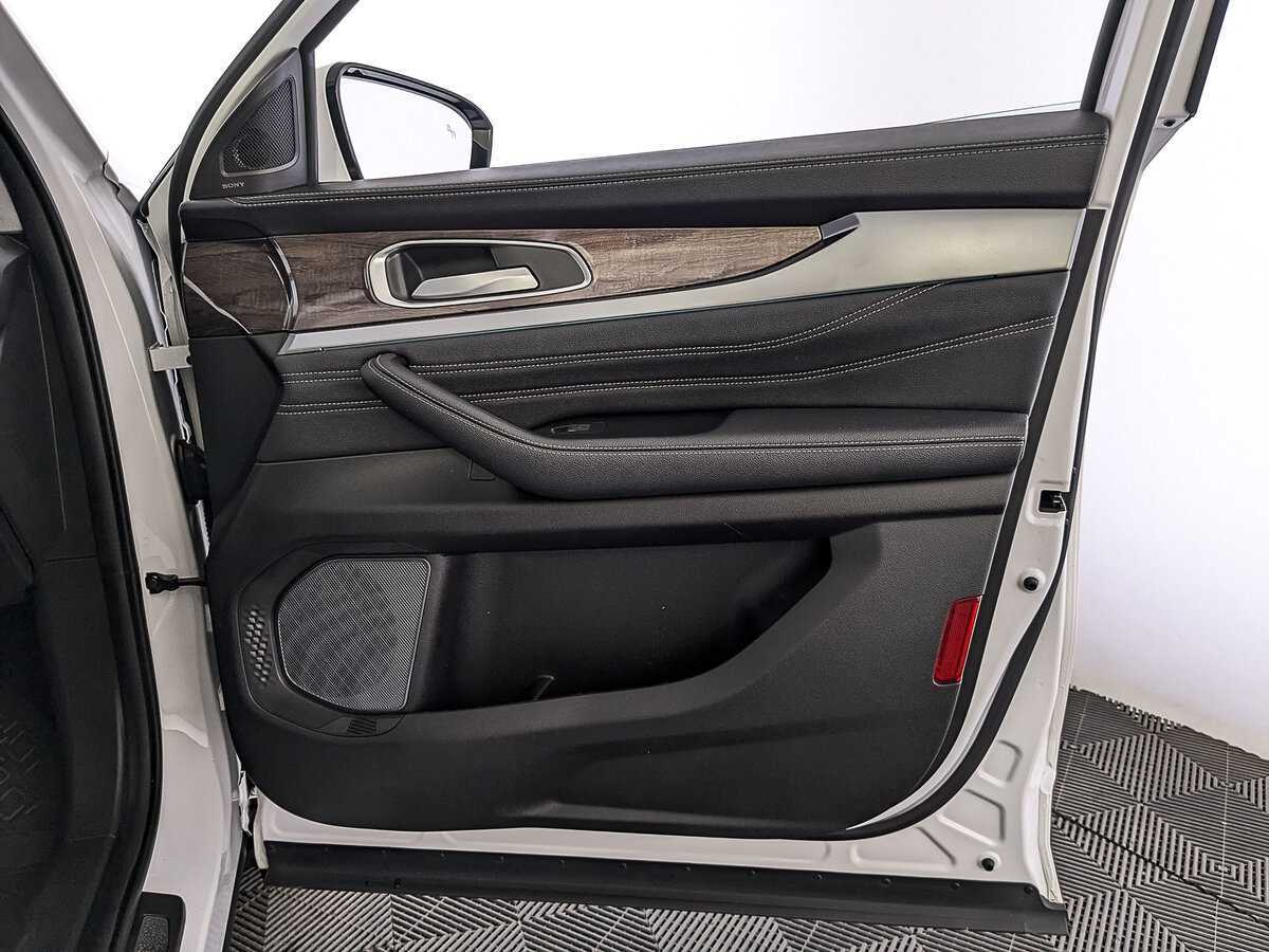 Купить Exeed VX, 2022, 92 962 км, фото №25