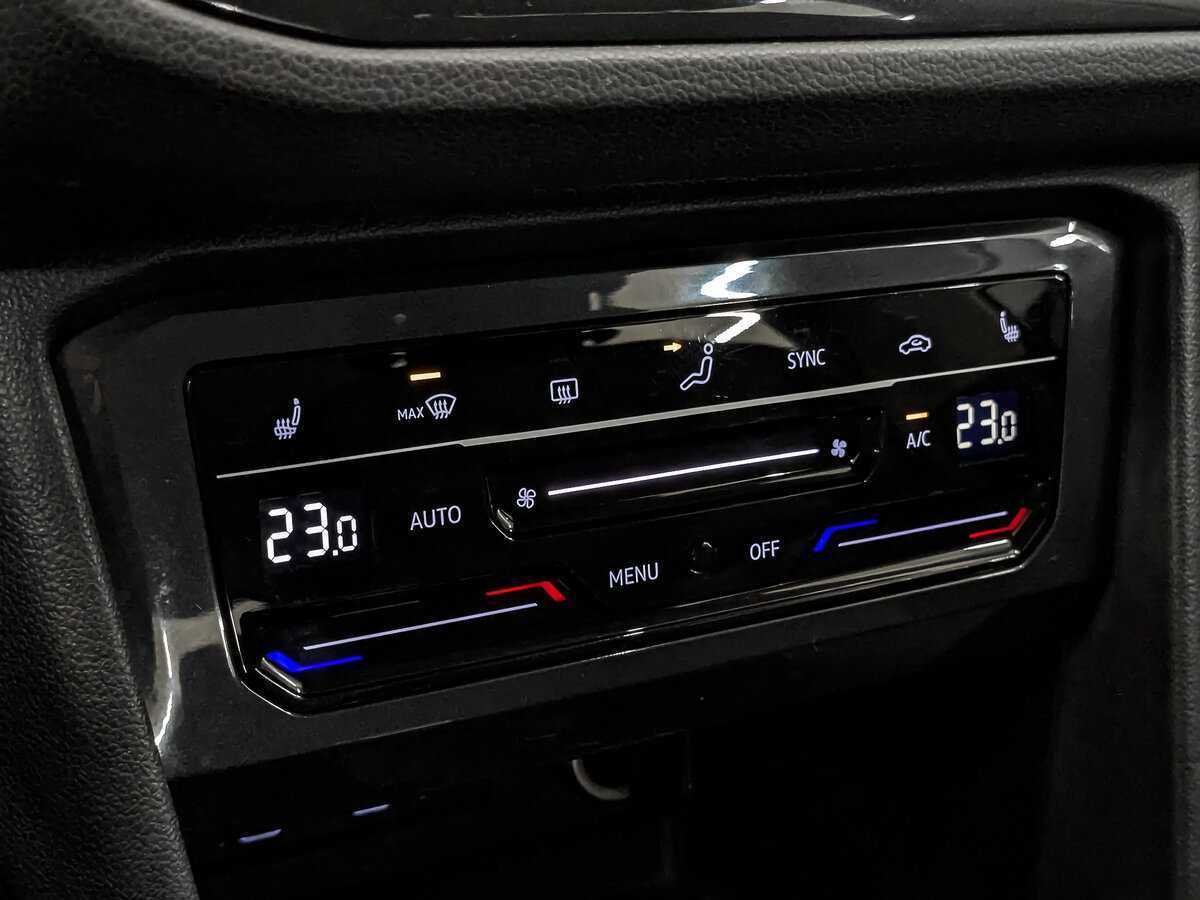 Купить Volkswagen Tiguan, 2021, 155 186 км, фото №19