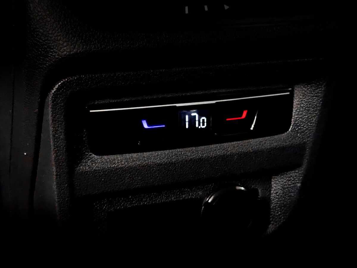 Купить Volkswagen Tiguan, 2021, 158 578 км, фото №28