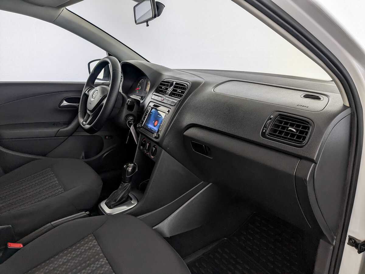 Купить Volkswagen Polo, 2020, 146 373 км, фото №11