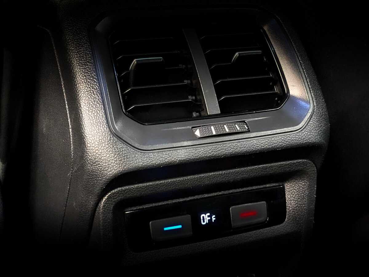 Купить Volkswagen Tiguan, 2021, 163 952 км, фото №22