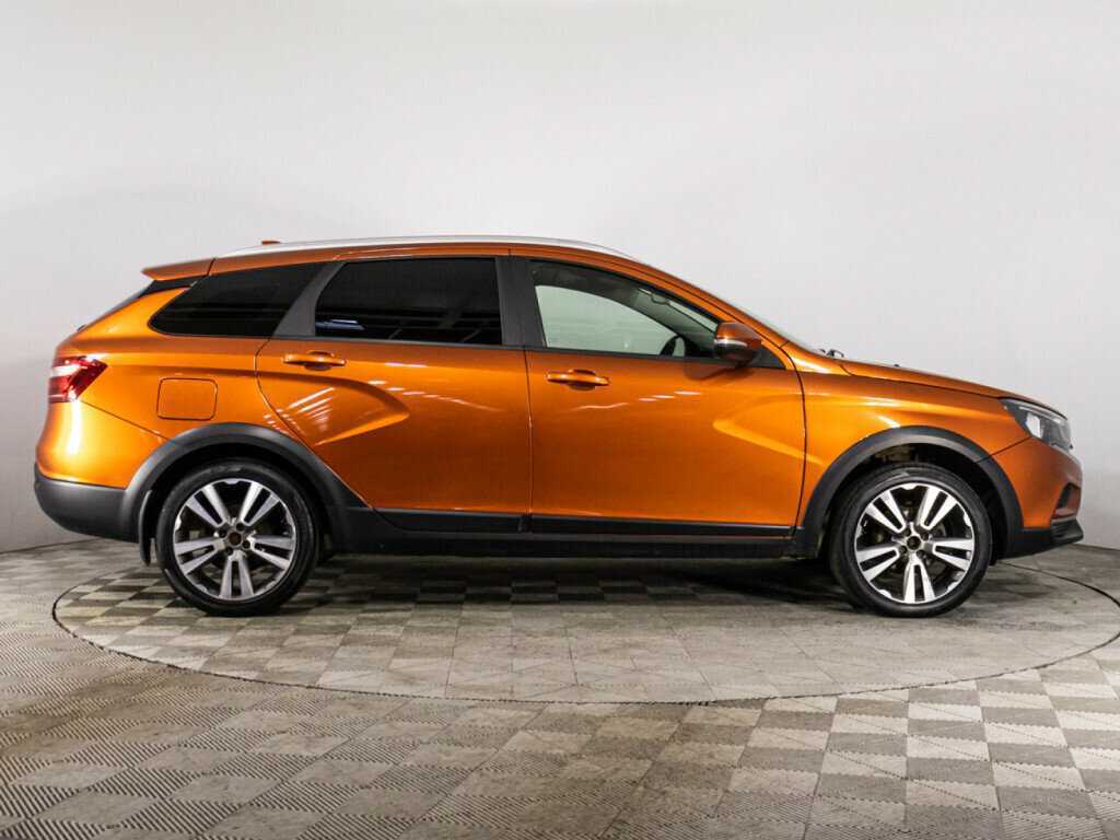 Купить Lada (ВАЗ) Vesta SW Cross, 2018, 70 770 км, фото №4