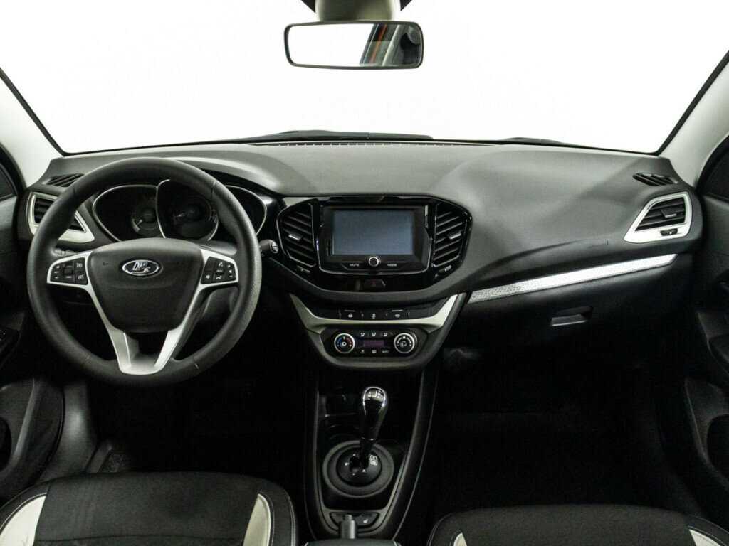 Купить Lada (ВАЗ) Vesta SW Cross, 2018, 70 770 км, фото №13