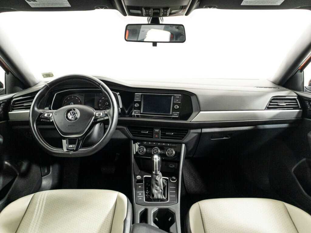 Купить Volkswagen Jetta 8-speed, 2018, 20 691 км, фото №13