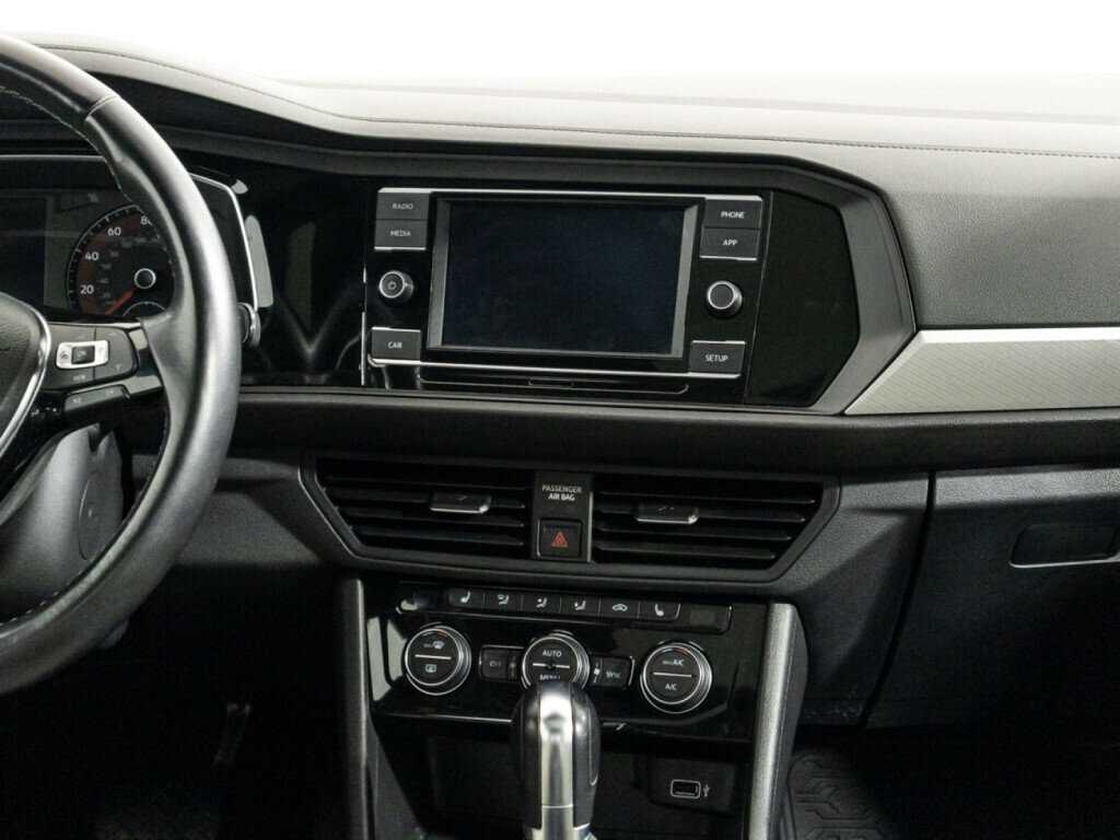 Купить Volkswagen Jetta 8-speed, 2018, 20 691 км, фото №14